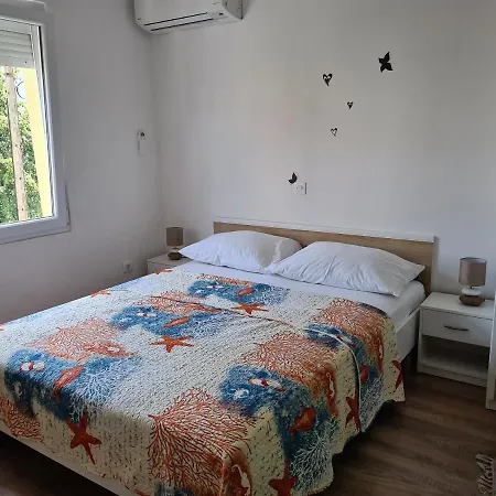Apartmani Magas Selce Exterior photo