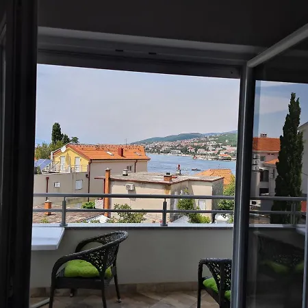 Apartmani Magas Selce Exterior photo
