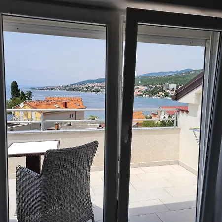 Apartmani Magas Selce Exterior photo