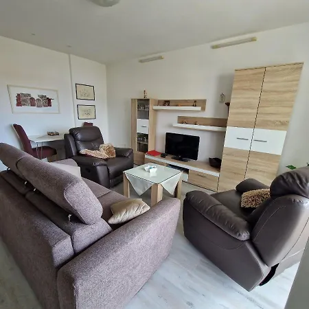 Apartmani Magas Selce Exterior photo