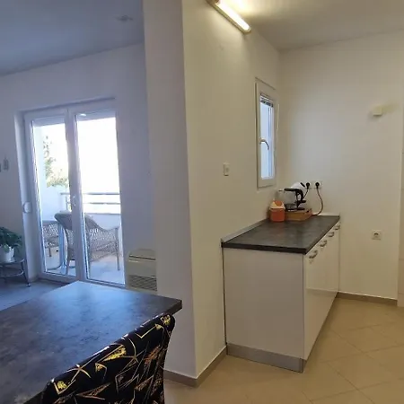 Apartmani Magas Selce Exterior photo