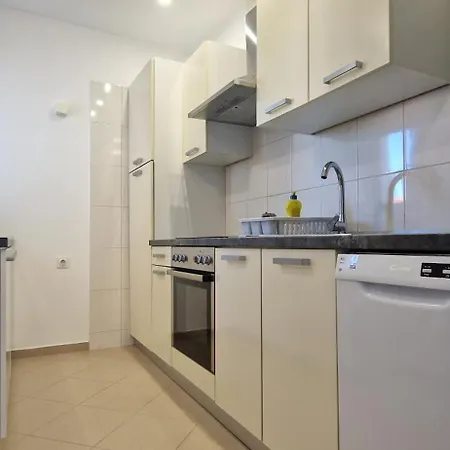 Apartmani Magas Selce Exterior photo
